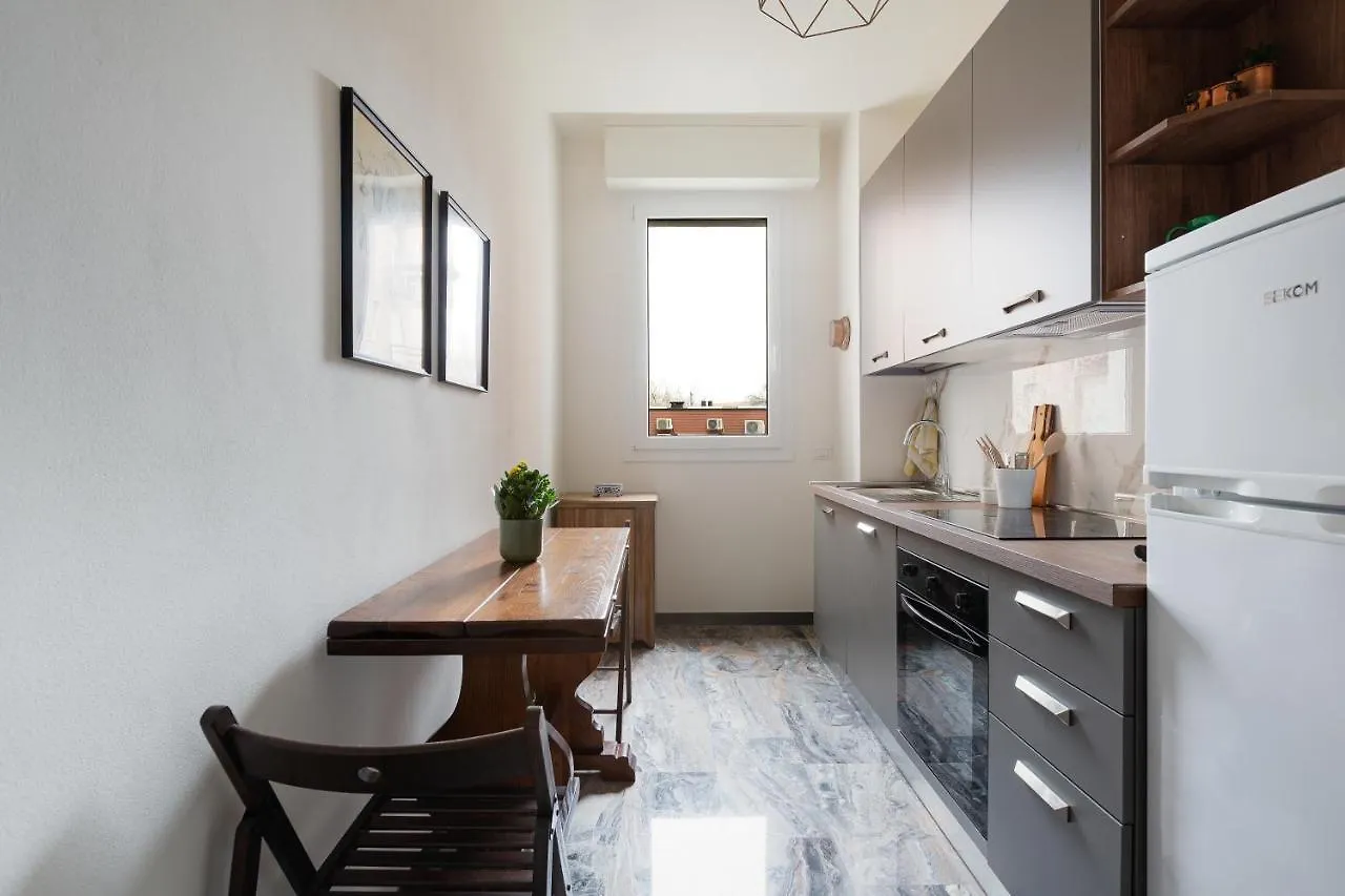 מילאנו Dergano Comfy Apartment - 250 M Far From M3