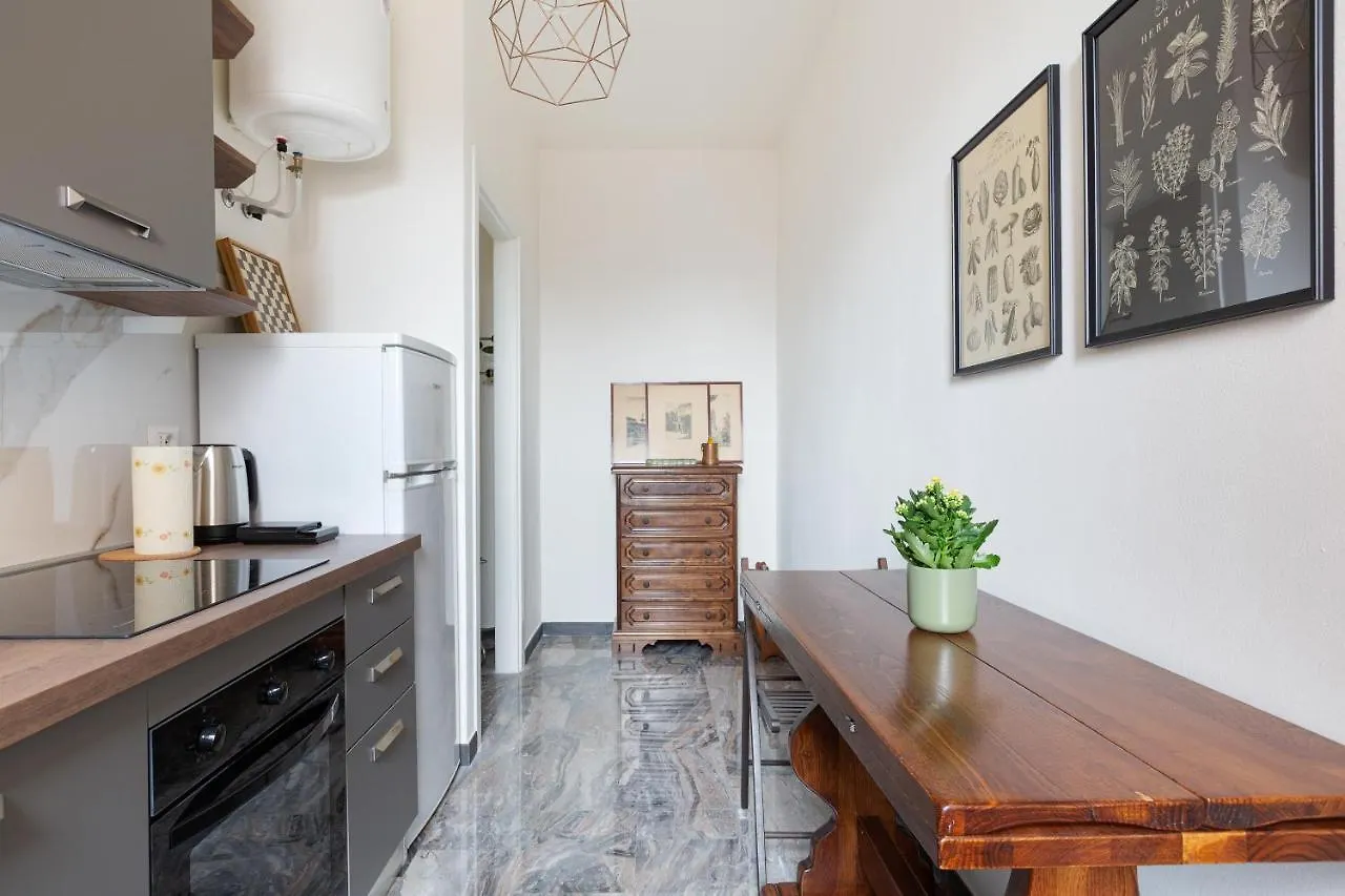 מילאנו Dergano Comfy Apartment - 250 M Far From M3