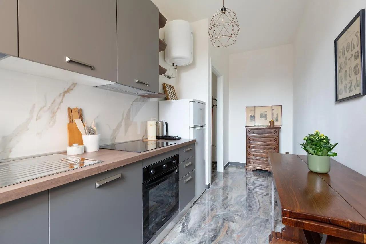 מילאנו Dergano Comfy Apartment - 250 M Far From M3